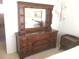 Pine Dresser w/ Mirror