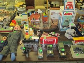 VINTAGE TOYS AND GAMES
