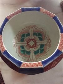 18th century Imari bowl