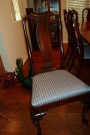 closeup of the chairs & seat