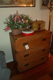 3 drawer chest