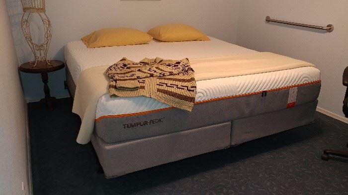 Like New King Tempur-Pedic Bed