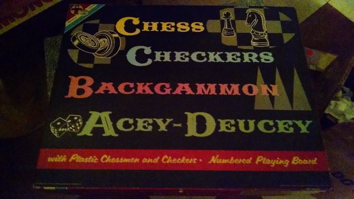 CHESS-CHECKERS-BACKGAMMON-ACEY-DEUCEY GAME