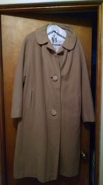 VINTAGE WOMENS CASHMERE / WOOL COATS