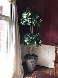 LARGE ARTIFICIAL TOPIARY TREE