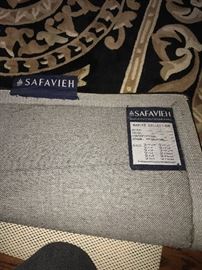 HAND-MADE SAFAVIEH WOOL AREA RUG 4'X6'