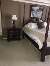 STANLEY BEDROOM SET- FOUR POST KING SIZE BED, 2 NIGHTSTANDS, DRESSER WITH MIRROR-MATTRESS NOT INCLUDED