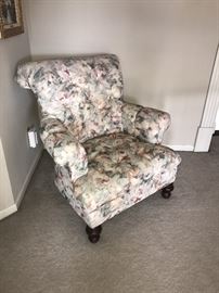 FLORAL SIDE CHAIR