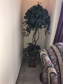 FAUX POTTED TOPIARIES