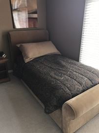 TWIN SIZE UPHOLSTERED SLEIGH BED