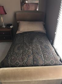 TWIN SIZE UPHOLSTERED SLEIGH BED
