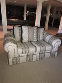 SYMMETRICAL STRIPED SOFA LOVE-SEAT