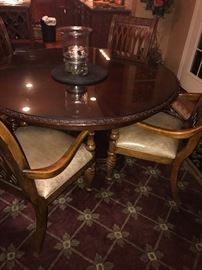 ROUND SOLID WOOD TABLE WITH 6 CHAIRS ( COMES WITH 2 LEAVES)