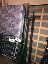 TWIN SIZE BEDS AND MATTRESSES