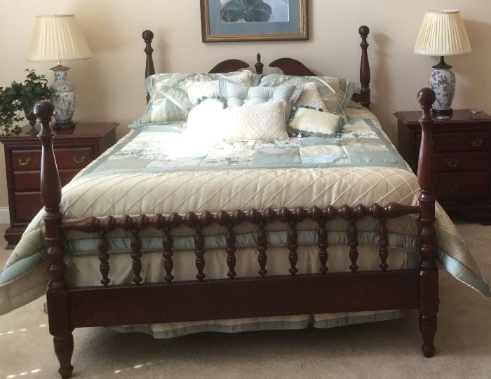 Queen Spool soled wood bed $ 175.00 on Sunday