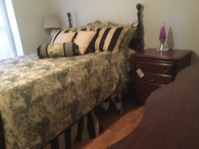 Solid wood queen bed $ 175.00 on Sunday