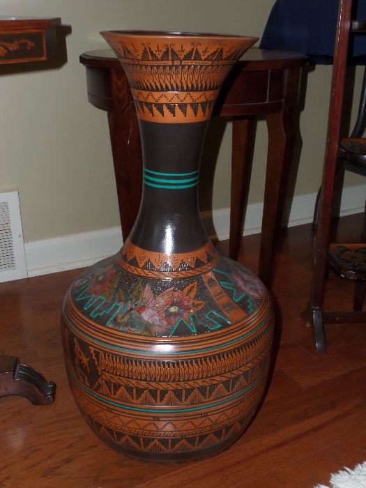 Hand carved Navajo vase, 27" tall signed by artist - very very nice!