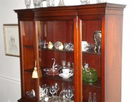 Drexel Travis Court 51″ Bow Front China Cabinet