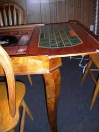 VINTAGE-ITALIAN-EXOTIC-WOOD-GAME-TABLE-ROULETTE-BACKGAMMON-CARDS-CHESS....SELLS ON EBAY $600-2800