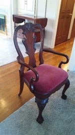 Chippendale style dining room chairs 4 side and 2 arm