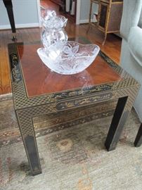 Vintage Drexel Heritage Et Cetera Collection Chinoiserie painted end table 