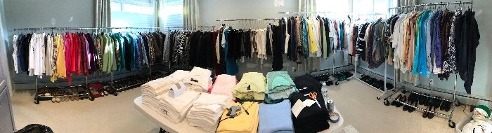 100's of women's clothes, shoes & accessories