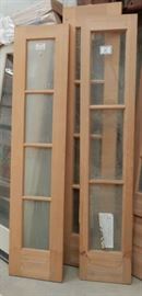 3 doors with 3 or 4 lights