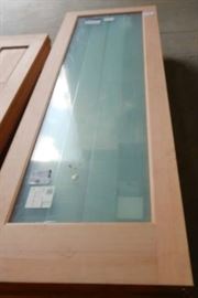 4 doors with 1 light