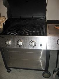 North America Outdoors 3 burner stainless grill