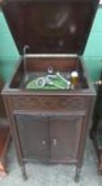 Victrola with Pretty Cabinet