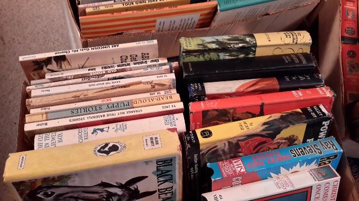 BOXES OF VINTAGE BOOKS