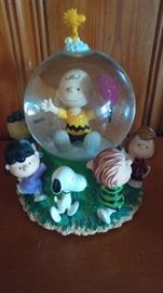 Charlie Brown snow globe
