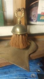 Brass shoe duster