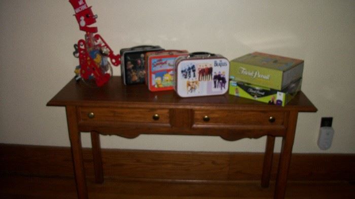 sofa table w/lunch box's