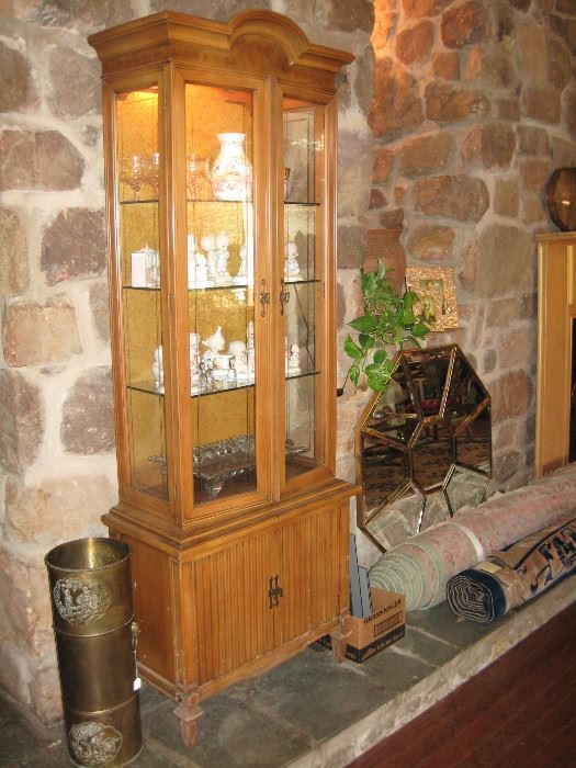 Lighted glass front display cabinet