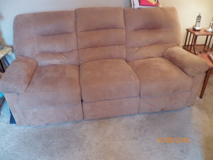 ELECTRIC DOUBLE RECLINER