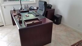 ExecutiveDesk