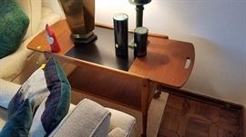 MidCentryRollingCart