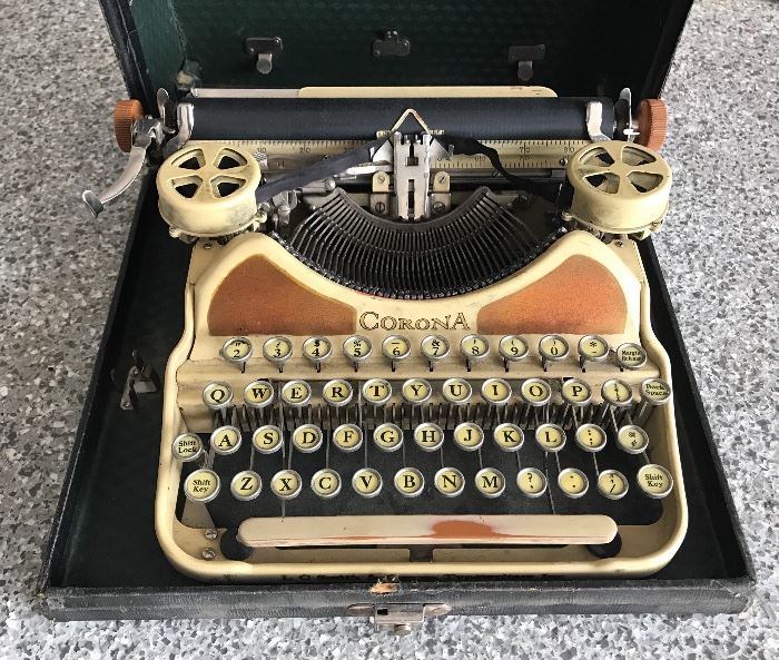 Vintage Corona portable typewriter