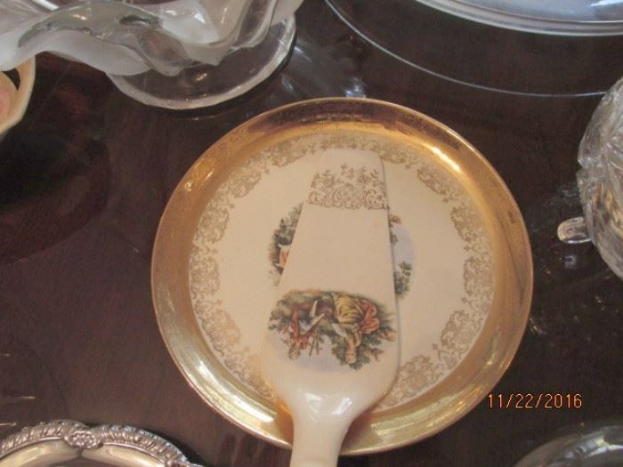 SERVING PLATE 