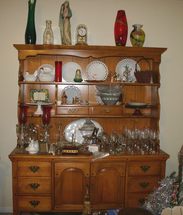 All wood very ! nice china cabinet ( this will go fast )...Assorted glass ware
