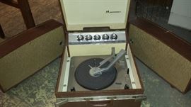 Motorola turntable w/ side speakers