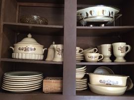 Pfaltzgraff  'village'