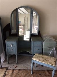 vanity and bench for vintage bedroom set