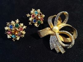 vintage costume jewelry