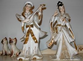 Asian Figurines Porcelain