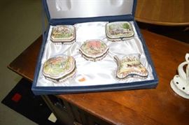 Porcelain Dresser Boxes