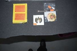Rooy Rogers items and tiny bullets  