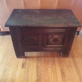 French Oak Linen Chest c1575