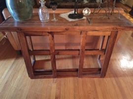 Expanding table/desk